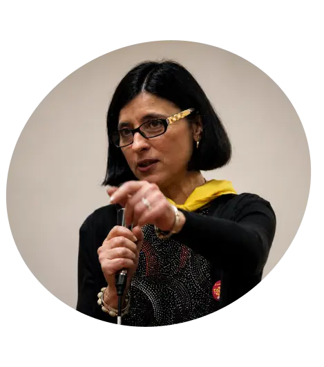 Photo de la trésorière de l'association, MYRIAM DE FAVERI